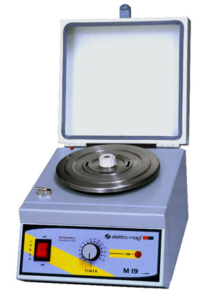 Elektromag M 19 Analog Mikrohematokrit Santrifüj, 24 Tüplük, 10000 rpm